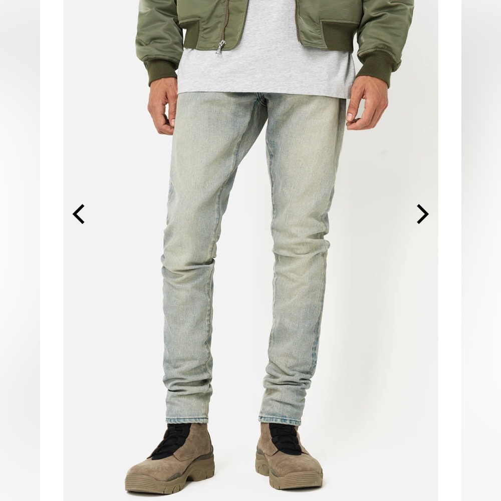NWOT Men's John Elliott The Cast 2 Slim Coast Wash Size 34